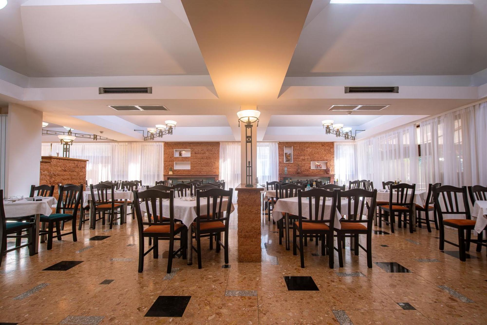 Hotel Doina Neptun Extérieur photo